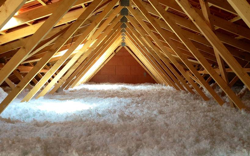 Quels sont les avantages de faire isoler les combles par un professionnel ?