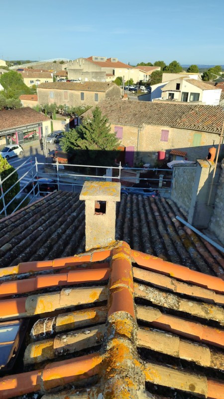 De la dépose au faîtage, M Charpentes sublime votre villa à Lançon-de-Provence. Votre spécialiste toiture dans les Bouches-du-Rhône