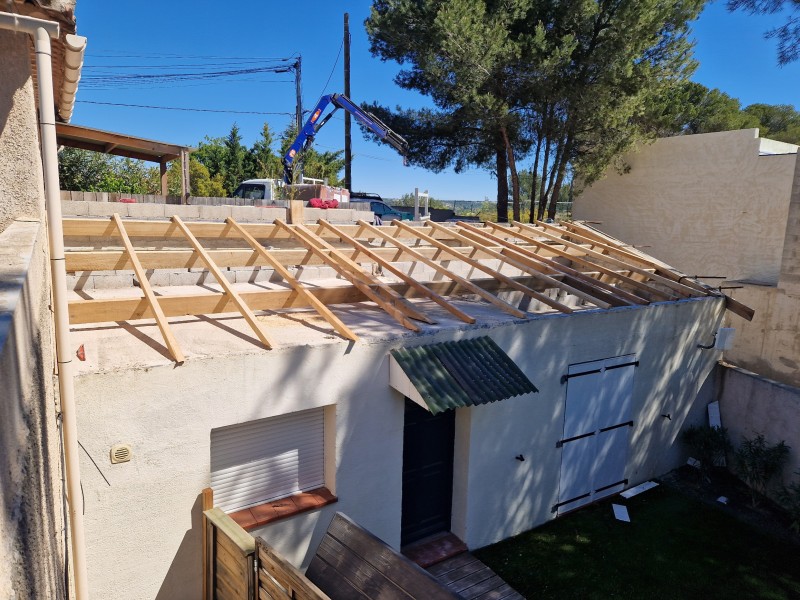 Réfection de une toiture complète à ventabren 