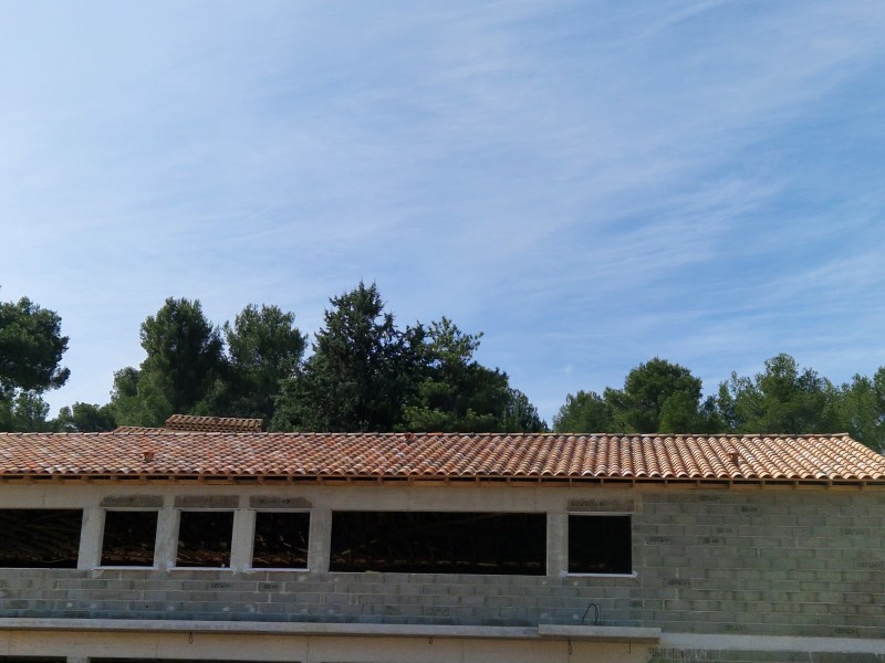 Pose de charpente et couverture à ventabren dans le bouches du Rhône