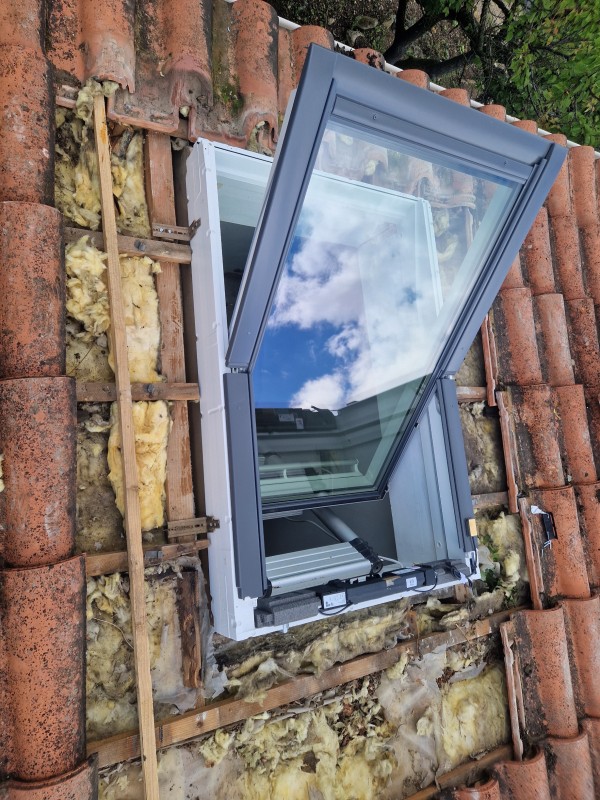 Remplacement des velux sur la commune de fuveau 