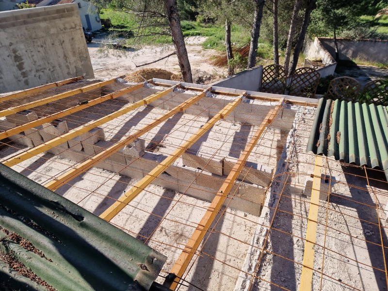 Réfection de une toiture complète à ventabren 