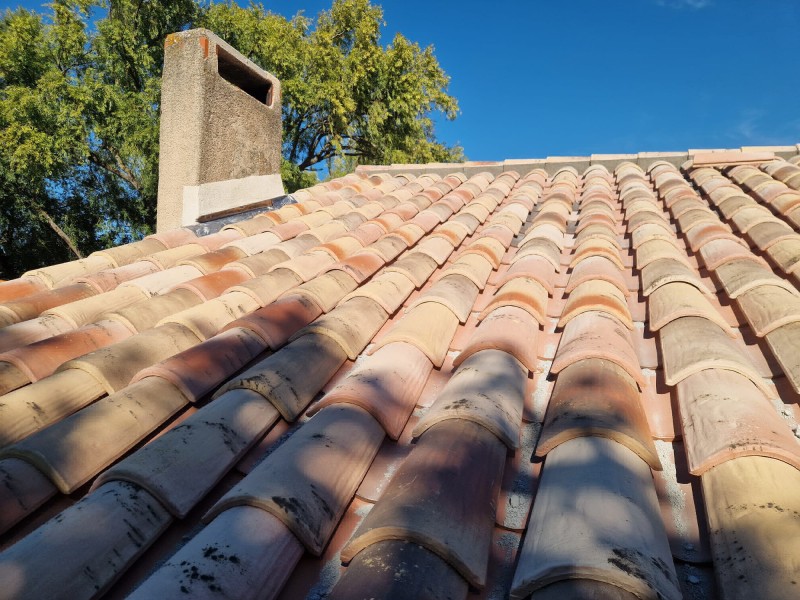 Rénovation d'une toiture sur la  Ville de Cadenet dans le Vaucluse (84)