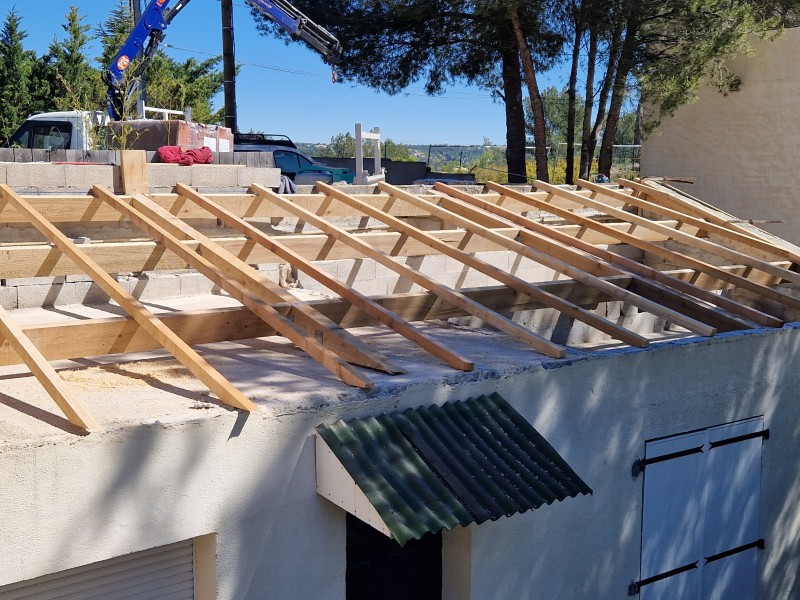 Réfection de une toiture complète à ventabren 