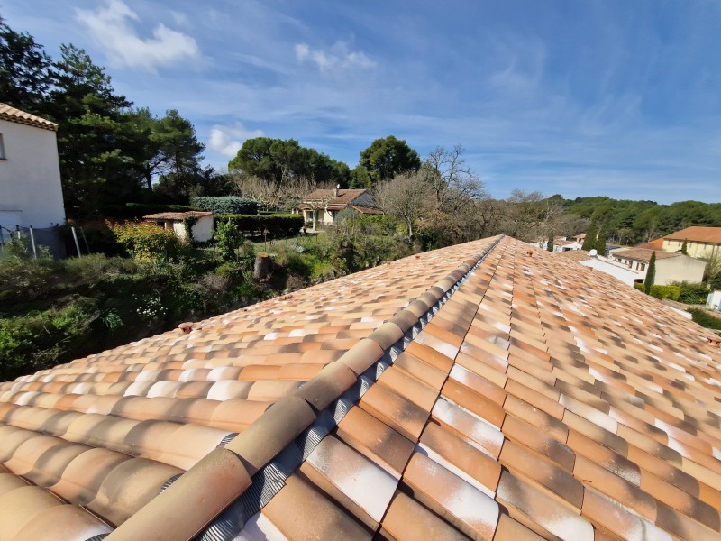 Pose de charpente et couverture à ventabren dans le bouches du Rhône