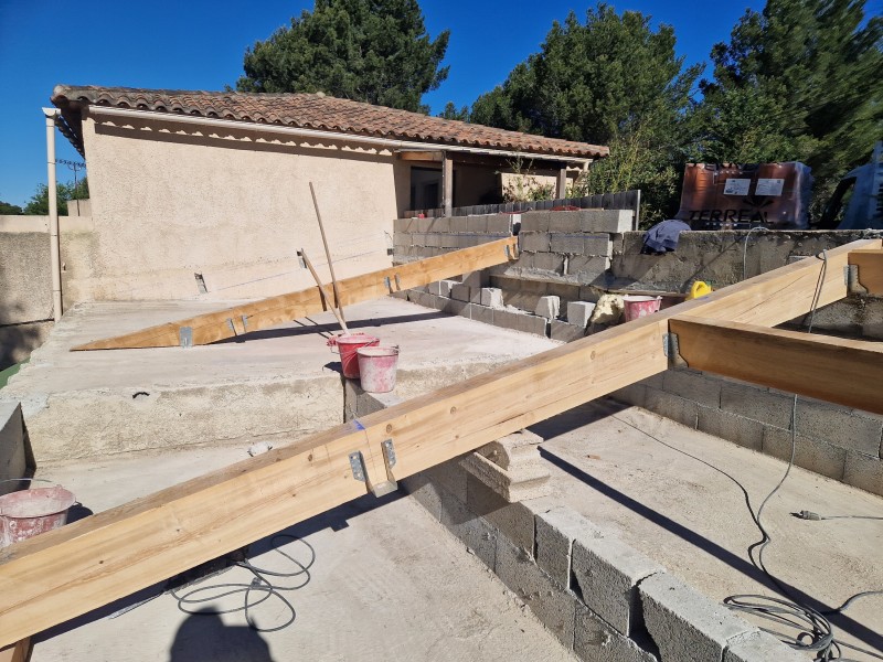 Réfection de une toiture complète à ventabren 